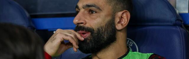 Liverpul gubi, a Slot ni ne pomišlja na Salaha: Faraon sa klupe gledao kako PSŽ uništava Redse