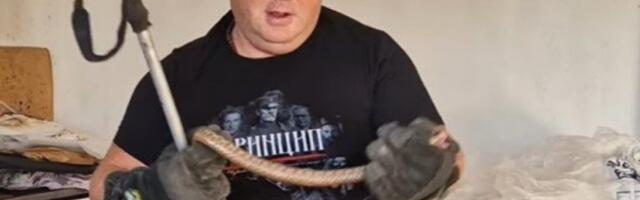 VLADICA IH MOTA KAO KABLOVE: Ruke u ranama, ali ne odustaje (VIDEO)