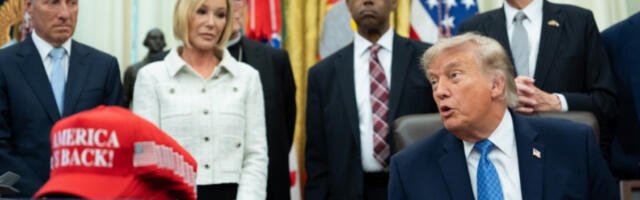Трамп номиновао Ленса Шројера за директора Службе за имиграцију и царине