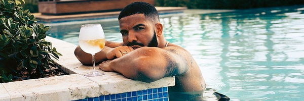 Drake ima bazen veličine manjeg jezera