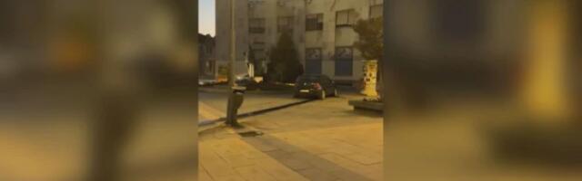 Izgubio kontrolu nad “golfom“ i iz Ulice vojvode Stepe uleteo na Gradsko šetalište, tragovi ulja svuda po behatonu