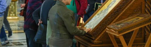 "Šta ako zatrudnim u toku posta?" Sveštenik Ljuba odgovorio da li je greh začeti dete tokom posta