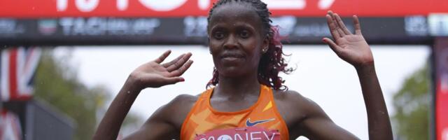 OBORILA JE NOVI REKORD! Kenijka Kosgei pobednica maratona u Tokiju