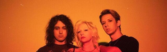 "Spasite najjadnije": ZG bend svira u BG da popravi kola