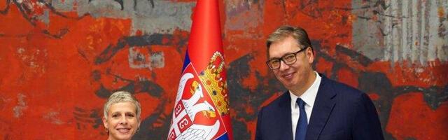 VUČIĆ PRIMIO AKREDITIVINA PISMA AMBASADORKE ŠVAJCARSKE I AMBASADORKE IZRAELA: Članstvo u EU naše strateško opredeljenje