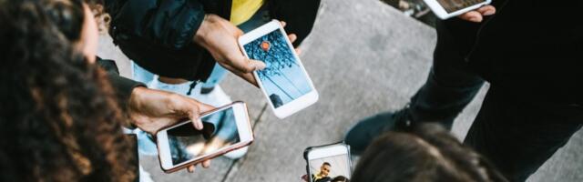 Protiv ekranokratije