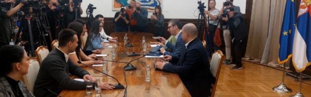 "SAGLEDAO SAM SVIH PET ZAHTEVA" Vučić:  Vaš osnovni zahtev nismo u stanju da ispunimo i sramota me je zbog toga