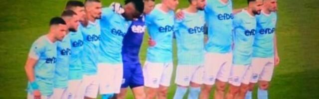 Pa, ovo nigde nema! Komšije održale minut ćutanja živom čoveku, ceo svet im se smeje (FOTO)