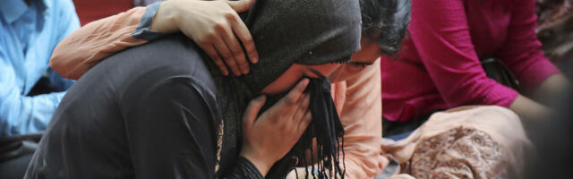 BEBE BACAJU SA KROVA, UDOVICE ŽIVE SPALJUJU, A IMAJU ODNOSE SA...Zbog ovih OBIČAJA ĆETE ZANEMETI OD ŠOKA!