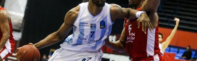 Turk Telekom trojkom u poslednjim sekundama srušio Hapoel i iz Beograda otišao u polufinale Evrokupa! /VIDEO/