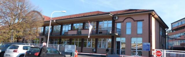 ZABRANJENE POSETE U LOZNIČKOM ZDRAVSTVENOM CENTRU: Mera se uvodi u cilju zaštite zdravlja pacijenata, posetilaca i zaposlenih