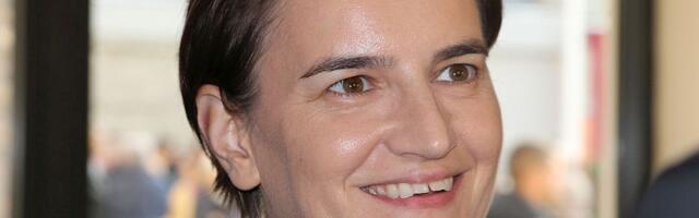 Brnabić se opoziciji izvinila što ih je nazvala izdajnicima, a onda zaređala: Slugerani, poslušnici, drukare..