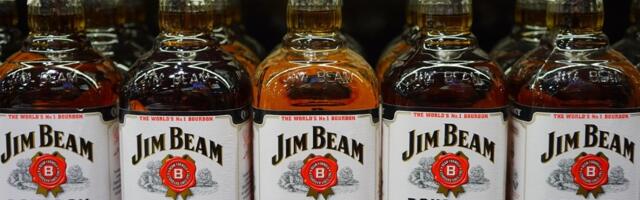 Jim Beam obustavlja proizvodnju u glavnoj destileriji na godinu dana
