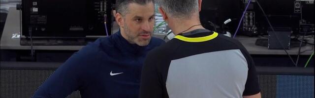 Tenzija u Istanbulu dostigla vrhunac: Alimpijević u razgovoru sa sudijom, Avramović ne može da veruje, a Ataman sve bledo posmatra...