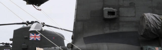 Британски хеликоптери стигли на Кипар, Стармер јача одбрану