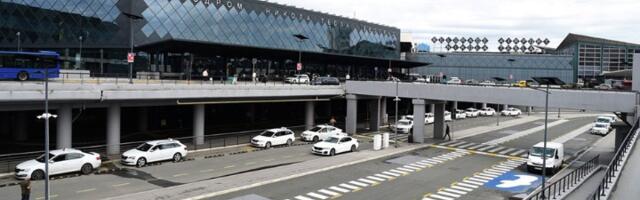 Zapalio se automobil na Aerodromu Nikola Tesla (VIDEO)