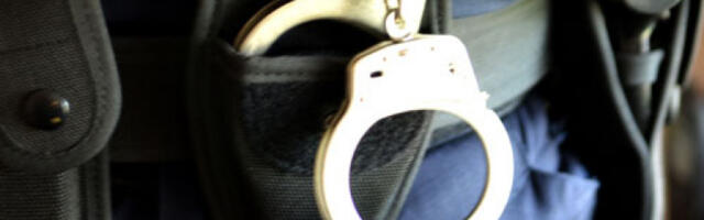 Ухапшена девојка у Крагујевцу: осумњичена да је ножем избола партнера