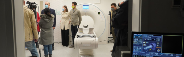 Novak Đoković poklonio najsavremeniji skener KBC Dragiša Mišović