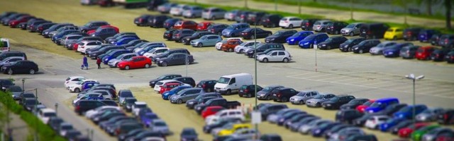 Parking je poslednjih godina problem u svim delovima Beograda, a građani su za GARAŽNO MESTO spremni da plate PAPRENU CENU