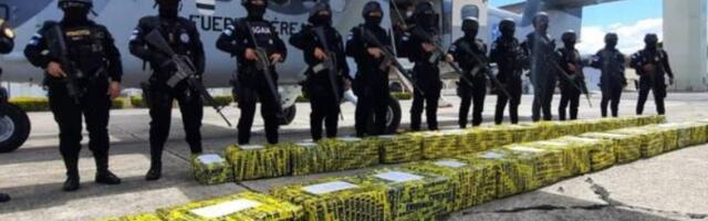 Gvatemala prizemljila avion sa paketima namenjenim meksičkom kartelu