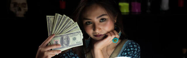 VELIKI NOVČANI HOROSKOP ZA 2023. GODINU: Ovi znakovi bolje da štede za crne dane, a oni će imati veliki priliv novca