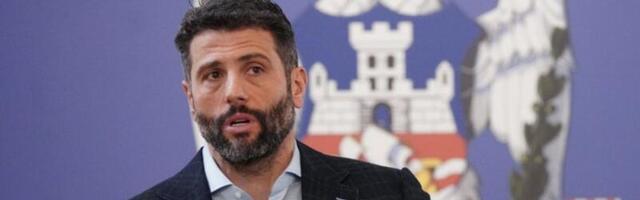 ISPLATA "ĐAČKE POMOĆI" OD 20.000 DINARA I NOVI SAJT GRADA BEOGRADA: Šapić najavio promene