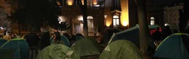 Da li je Ministarstvo odbrane doniralo šatore u Pionirskom parku? KONAČNO stigao odgovor