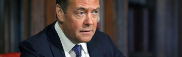 Медведев: Украјински народ постао „топовско месо" за европску цивилизацију