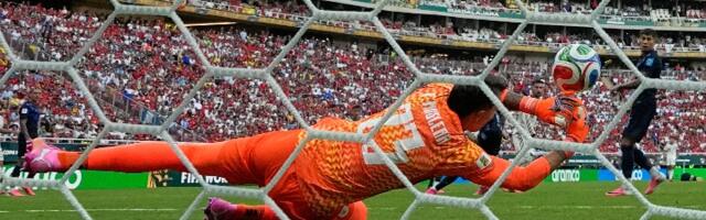 Najveći tragičar Mundijala: Golman Urugvaja krivac za svaki primljeni gol (VIDEO)