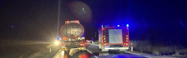 POŽAR U PORODIČNOJ KUĆI NADOMAK ZAJEČARA! Izgoreo krov i potkrovlje, pričinjena velika materijalna šteta!