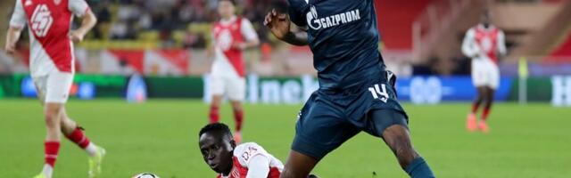 Olajinka kod Degeneka na Kipru