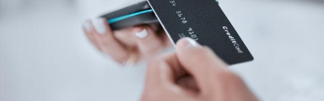 Skidaju vam novac sa računa, a da toga niste ni svesni: Uvedene naknade za plaćanje na rate