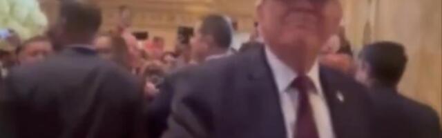 POGLEDAJTE ŠTA JE TRAMP RADIO PRE NEGO ŠTO JE STISNUO "SMRTONOSNO DUGME": To može samo on (VIDEO)