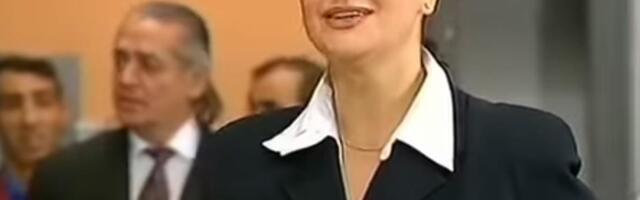 Bio u braku sa Snežanom Savić, a onda je našao sreću sa 32 godine mlađom glumicom i u 76. godini dobio blizance