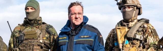 MINISTAR ODBRANE NEMAČKE U AKCIJI - Novi svetski poredak bez Kine, Rusije i SAD