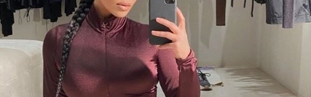 BIZARNO, ALI DELUJE! Kim se kune u ovaj JEFTINI TRIK kojim UKLANJA PODOČANJAKE svako jutro!