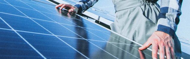 Korak bliže ekološkoj struji — U Čačku postavljena solarna elektrana na krov hale Naučno-tehnološkog parka