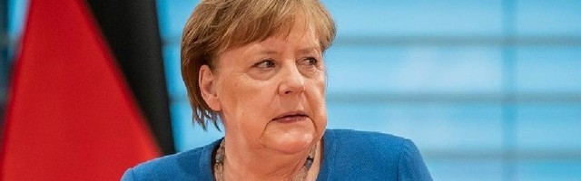 Angela Merkel primila dve različite vakcine