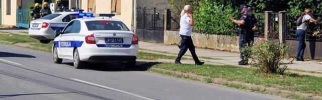 Polio se benzinom i pretio da će se zapaliti! Kada je video sina, rasplakao se i predao policiji - drama u Šapcu (FOTO)