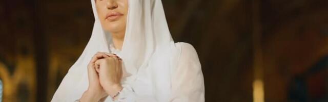 "SEDELA SAM U AVIONU KAD SAM NA UMRLICAMA VIDELA SLIKU SVOG OCA" Ispovest pevačice kada je ostala bez roditelja, a onda su je napali i pokrali u šumi