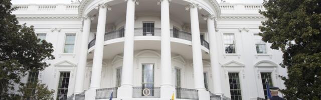Amerika uvodi dodatne carine zemljama koje posluju s Iranom