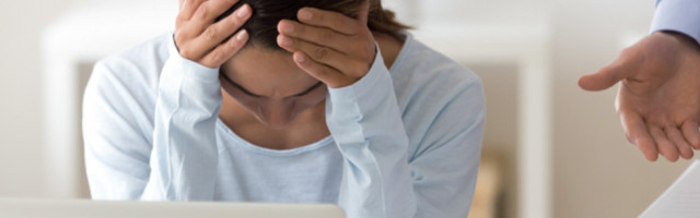 Poslala je šefici poruku da neće doći na posao jer joj sin umire, a onda je dobila užasan odgovor!