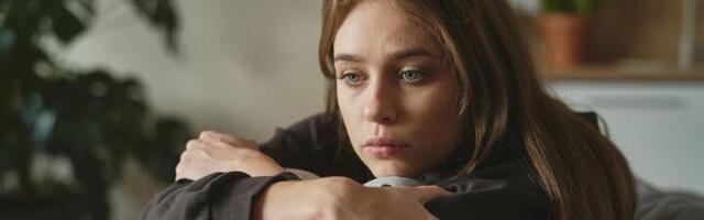 Prišao mi je potpuni stranac i otkrio ŠOKANTNU istinu: Saznala sam da mi je sestra zapravo majka