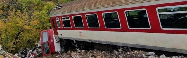 Sudar vozova u Peruu, ima mrtvih i na desetine povređenih