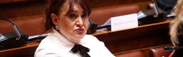 "Sramota je nazvati borbu za terapiju - popularnom": Majka koja "popularno" leči dete uputila oštru poruku Nadi Macuri