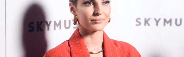 "RODITELJIMA SAM MORALA DA OBJAŠNJAVAM..." Džejla Ramović o trudnoći, jedan snimak napravio haos: Bili su strogi