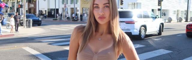 Prozivali su je zbog fizičkog izgleda, sada je u polufinalu Madrida: Lepoj Ruskinji pomogao dečko kog svi ljubitelji tenisa znaju (VIDEO)