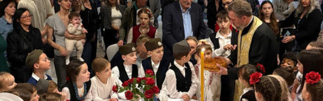 Кад засвира Ужичко коло у Њујорку