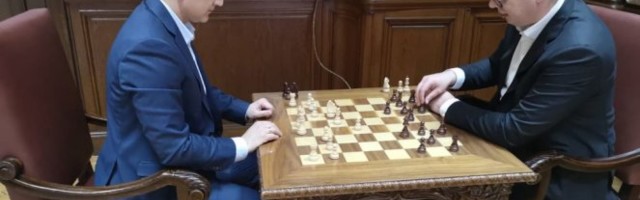 DA LI ĆE NEBOJŠA STEFANOVIĆ BITI SMENJEN? Vučić odgovorio na pitanje koje zanima celu Srbiju!