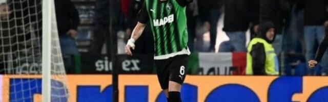 RAČIĆ RAZBESNEO ŠAMPIONA! Uroš POCEPAO mrežu Napolija, Sasuolo doživeo KATASTROFU! (VIDEO)